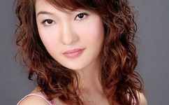 YELLOW视频直播在线观看